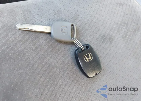 2013 Honda Civic Hybrid from USA, damaged, VIN 19XFB4F25DE004000